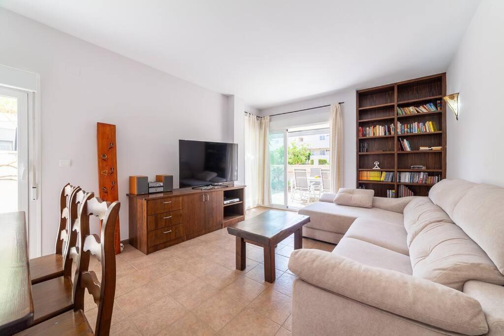 Trendy Homes Toyo Golf المرية المظهر الخارجي الصورة